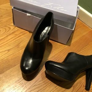 Brands new Marc Fisher leather booties size 8.5